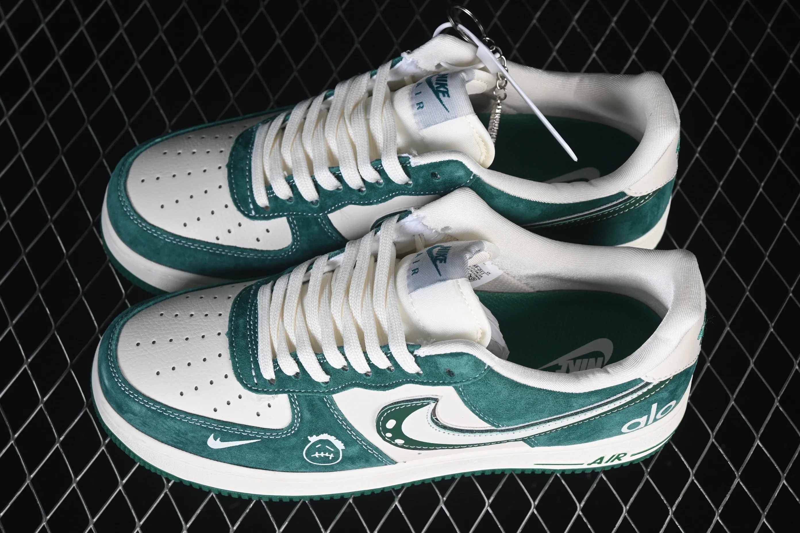 All categories Nk Air Force 1 Air Force series Nk Air Force 1 Low Air Force low-top Nike Air Force 1'07 Low joint Tiffany green Air Force 1 low-top casual sneakers SY1388-011